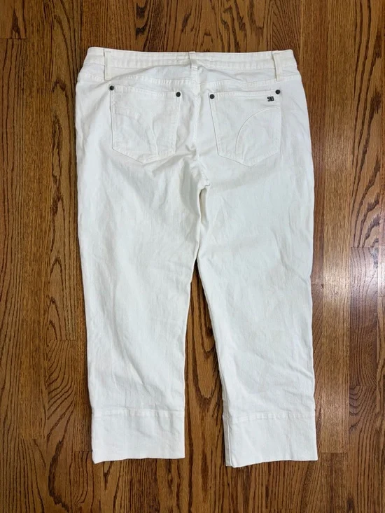 Joe's Jeans Jenny White Rolled Hem Cuffed Capri 3/4 Pant - Picture 3 of 9